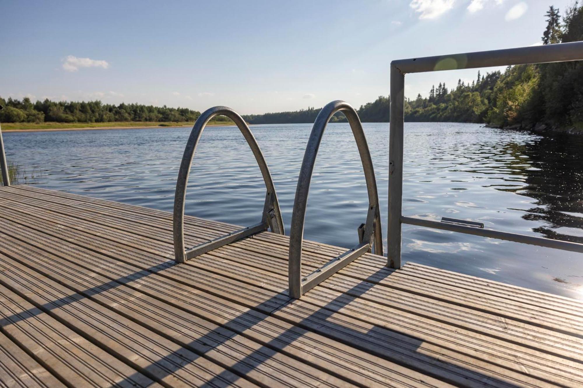 Arctic River Resort Ivalo Exterior foto